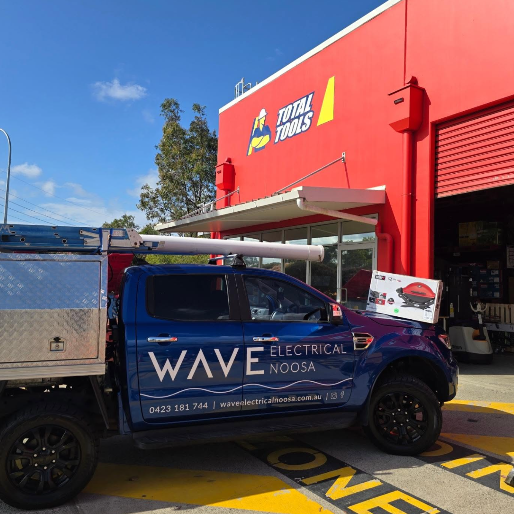 Wave Electrical ute outside Total Tools